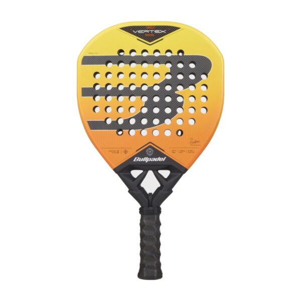 Bullpadel Vertex 05 Geo 2027 – Racchetta Padel Geometrica (Pablo Cardona | Offensiva) Bullpadel Vertex 05 Geo 2027 - Racchetta Padel Geometrica (Pablo Cardona | Offensiva)